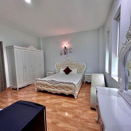 Royal Homestay Туїхоа Екстер'єр фото