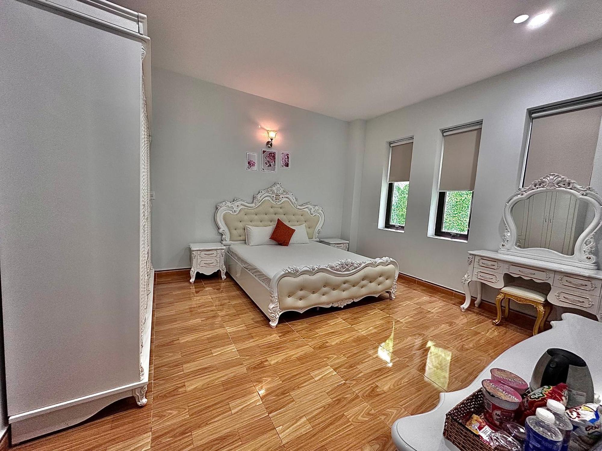Royal Homestay Туїхоа Екстер'єр фото