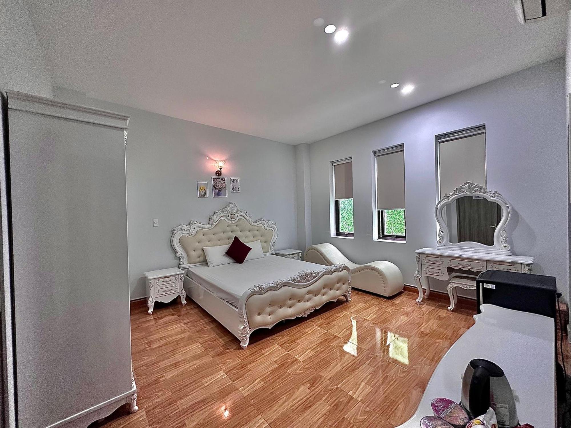 Royal Homestay Туїхоа Екстер'єр фото