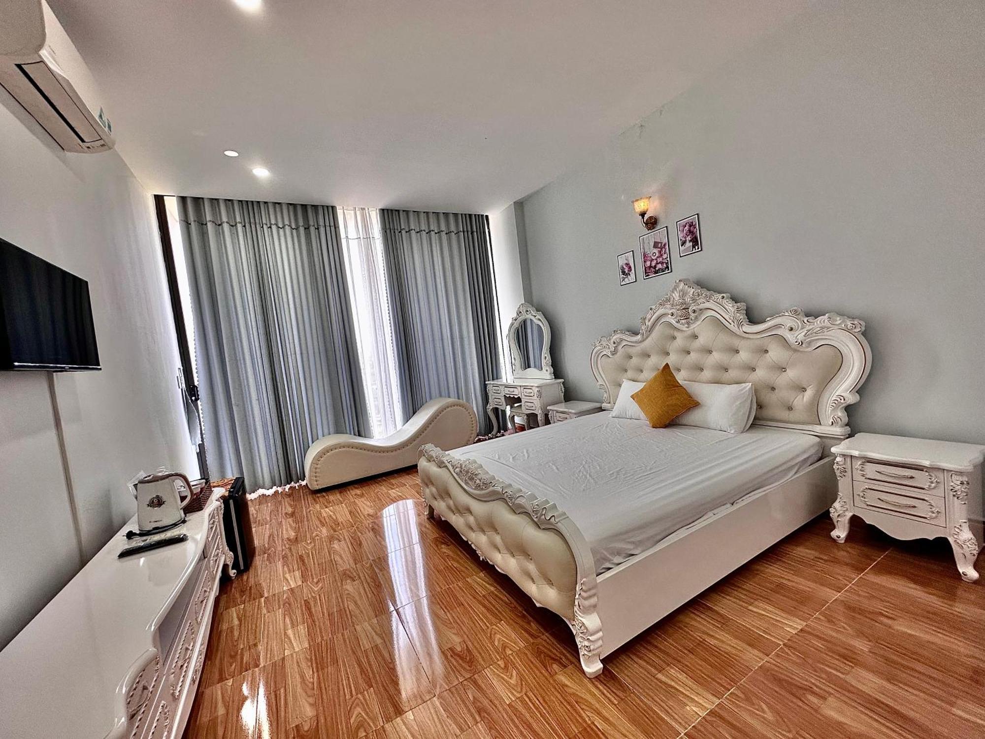 Royal Homestay Туїхоа Екстер'єр фото